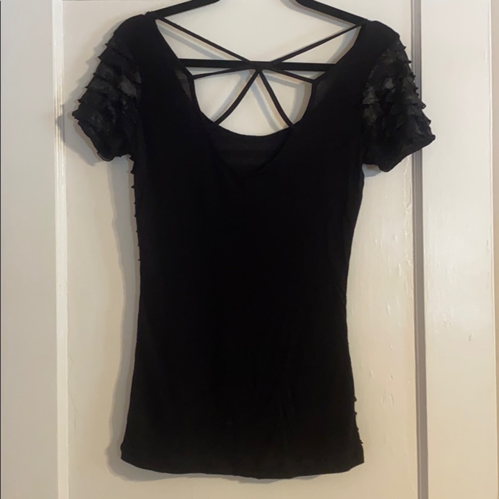 Layered Ruffle Detail Top - Picture 5 of 7